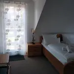 Gaestehaus Helbighof Vendégház Neustadt an der Weinstraße