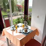 Gaestehaus Helbighof 3*