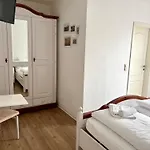 Vendégház Gaestehaus Helbighof Neustadt an der Weinstraße