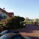 Πανσιόν Gaestehaus Helbighof 3*