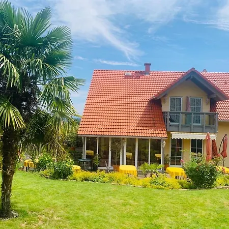 Guest house Gaestehaus Helbighof