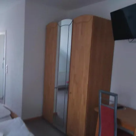 Gaestehaus Helbighof 4*