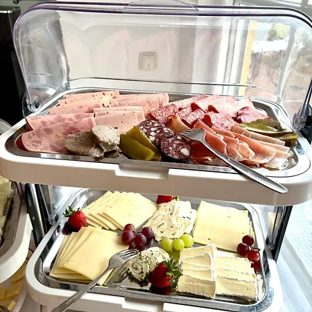 Konukevi Gaestehaus Helbighof Neustadt an der Weinstraße