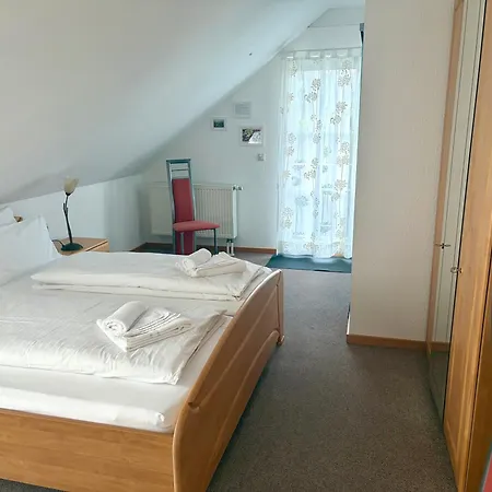 Gaestehaus Helbighof Pensjonat
