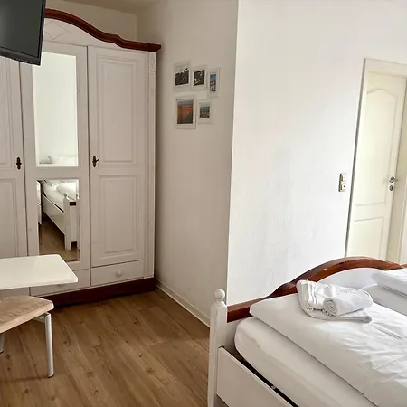 Pensjonat Gaestehaus Helbighof Neustadt an der Weinstraße