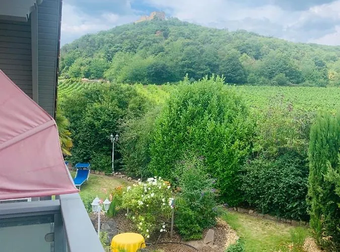 Konukevi Gaestehaus Helbighof 3*