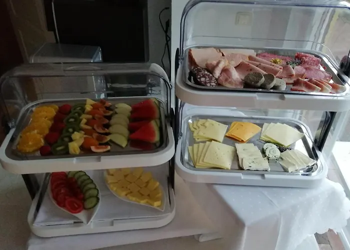 Konukevi Gaestehaus Helbighof 3*