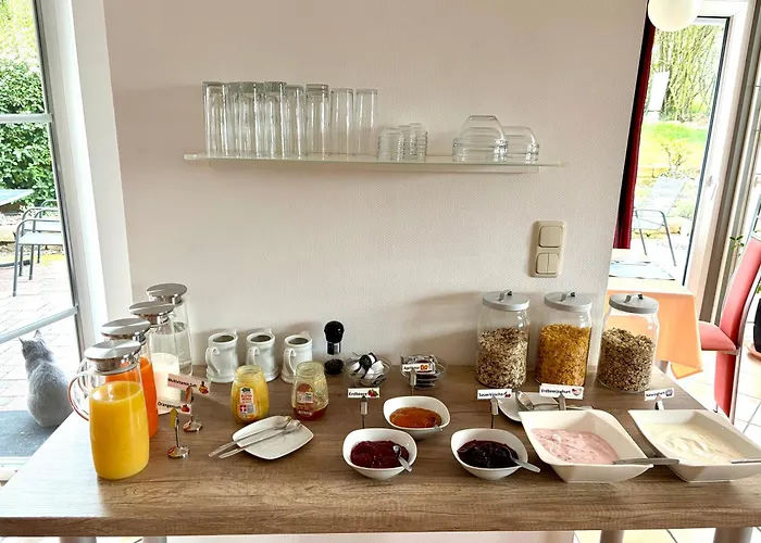 Konukevi Gaestehaus Helbighof 3*