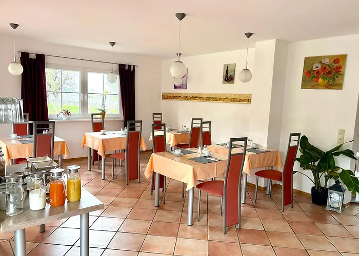 Konukevi Gaestehaus Helbighof Neustadt an der Weinstraße